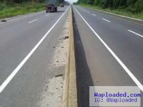 Passenger burnt beyond recognition in Enugu expressway car crash